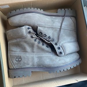 Brand New Timberland Boots for Men in size 11.